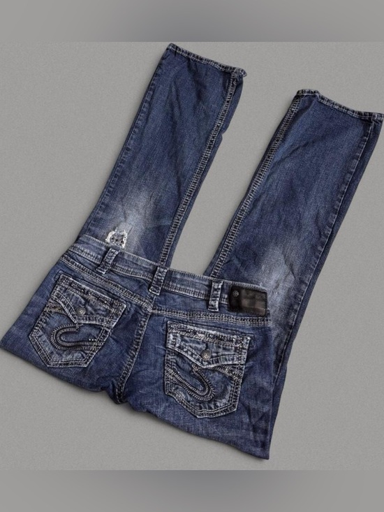 Silver Jeans Denim - Silver blue Jeans W/ Studd Distressing Details